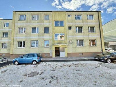 TRAUMHAFTE 2-ZIMMER-WOHNUNG in Ebenfurth mit Loggia und Garage!