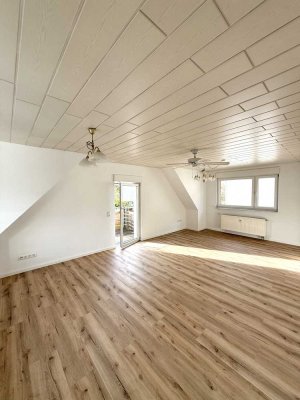Helle 2-Zimmer-Wohnung mit Balkon, Einbauküche und modernem Bad in zentraler Lage von Langenselbold