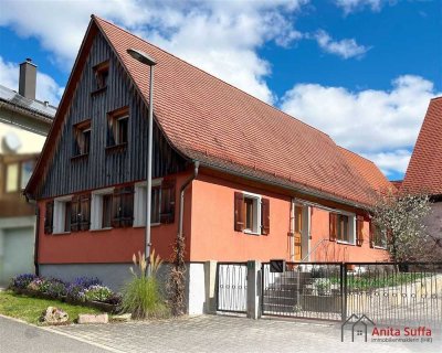 Ein Ort zum Aufatmen - Historisches Bauernhaus mit Scheune und Gartenparadies