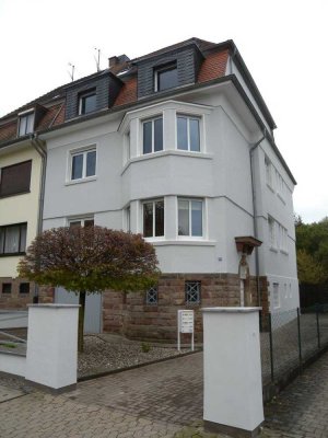 3 ZKB mit Einbauküche und Stellplatz in Saarbrücken "Rotenbühl"
