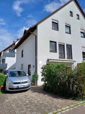 !!! Charmante Doppelhaushälfte in Steinheim !!!