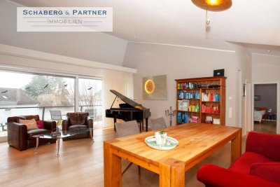 "Top-sanierte" Luxuswohnung, 3- Zi, Dachterrasse & Schlossblick
