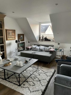 Wohnen mit Wohlfühlfaktor: Stilvolle 3-Zimmer-Maisonette mit Einliegerapartment & Garten