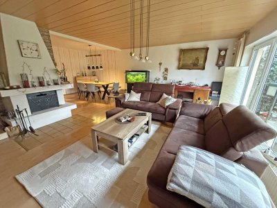 KEINE KÄUFERPROVISION! Gepflegtes Einfamilienhaus –DHH- mit off. Kamin, Einliegerwohnung,  2 Garagen