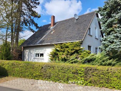 Bezahlbares Haus mit großem Grundstück in guter Lage von Todtenhausen