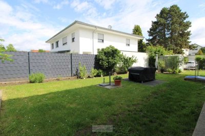 Umfassend sanierte 4 Zimmer Wohnung im Straubinger Süden!