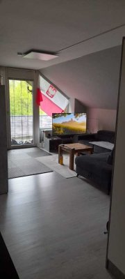 Herrliche Grünruhelage 1-Raum-DG Wohnung mit Loggia in Bad Kissingen
