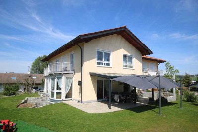 Traumhaus in Bestlage mit Doppelgarage!