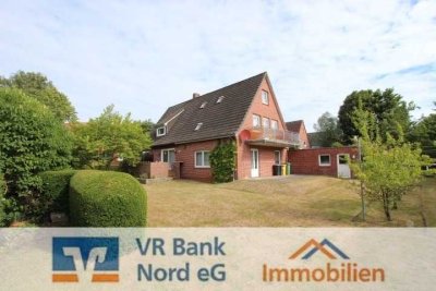 Wohnhaus mit Hauptwohnung und 2 Ferienwohnungen in unmittelbarer Nordseenähe