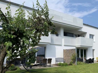 Exklusive 2-Zimmer-Wohnung mit Terrasse und eigenem Garten in bester Lage