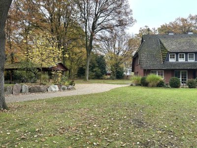 Modernisierte Doppelhaushälfte mit viel Platz auf Traumgrundstück