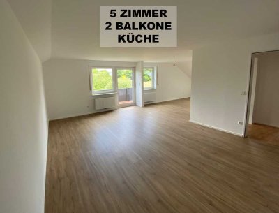 5-Zimmer-Dachgeschosswohnung mit Einbauküche und gehobener Innenausstattung in Berghülen