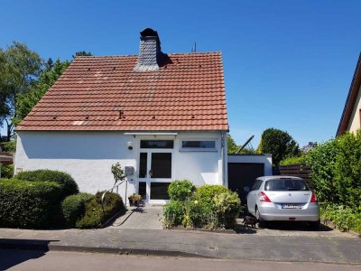 Freihestehend EFH mit wunderschönem Garten im Kölner Süden - Sackgassenlage / Provisionsfrei