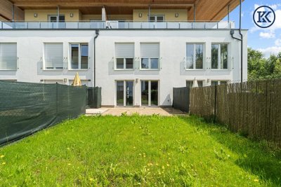 Zuhause im Grünen – Lichtdurchflutete Wohnung mit Dachterrasse &amp; Gartenoase