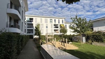 Provisionsfrei! – Neuwertige und moderne 4-Zimmer-Dachgeschosswohnung -