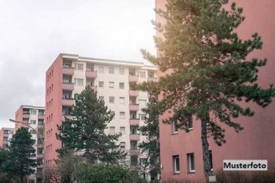 2-Zimmer-Wohnung nebst Balkon
