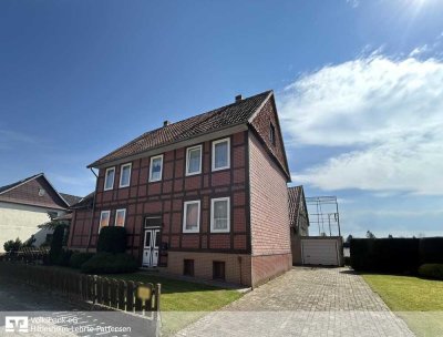 Einfamilienhaus mit viel Nutzfläche in Sibbesse-Almstedt!