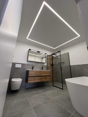 Helle frisch renovierte 4-Zimmer Wohnung mit Balkon im 1. OG in Zirndorf