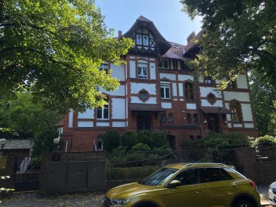 Denkmalgeschützte Gründerzeit-Villa in Grunewald! Attraktives Investmentobjekt zur Renovierung