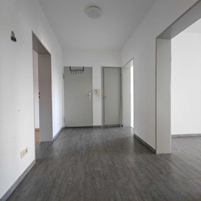 Schöne 2-Zimmer-Dachgeschosswohnung in Ludwigshafen am Rhein