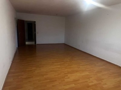 3-Zimmer-Wohnung, 81 m² – Offenbach nahe Stadthalle.