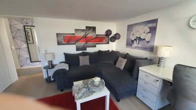 SINGLE WOHNUNG VOLL MÖBLIERT IN RUHIGER LAGE