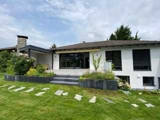 Luxuriöser Bungalow in Bruchköbel mit 170 m² Wohnfläche