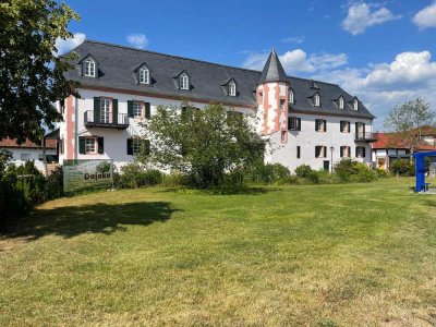 Stilvolle 3-Zimmer-Wohnung im Denkmal der ehem. Schlossanlage