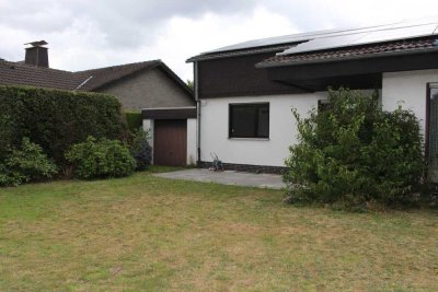 Erstbezug nach Sanierung: Preiswerte 4,5-Zimmer-Einfamilienhaus mit geh. Innenausstattung