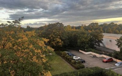 Herrenbach-Spickel: gut geschnittene 3 Zimmer-Wohnung mit Fernblick in guter Lage. Provisionsfrei!