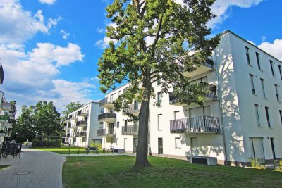 Sehenswertes Wohnglück mit großem Balkon, Einbauküche und Komfortausstattung - helles 2.OG!