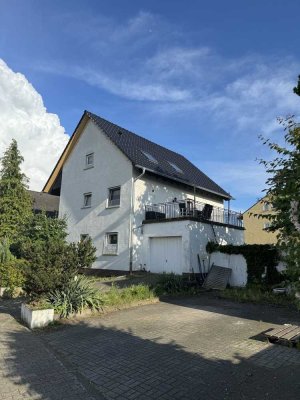 Möbelierte 2-Zimmer-Wohnung zur Miete in Lampertheim Hüttenfeld.