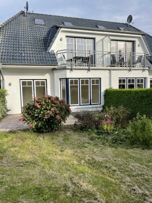 Gemütlich, grün und strandnah 2-Raum-Wohnung mit Terrasse in Zingst