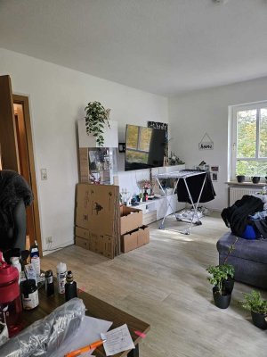 2 Zimmwr Wohnung ab 01.12 zu vermieten in Freilassing mit Südbalkon