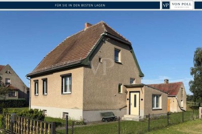 Ruhe und Entspannung auf dem Land - Älteres Haus mit sonnigem Grundstück!