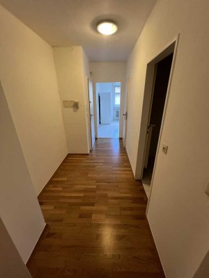 Geräumige 1-Zimmer-Wohnung (45m²) mit Balkon in München-Daglfing