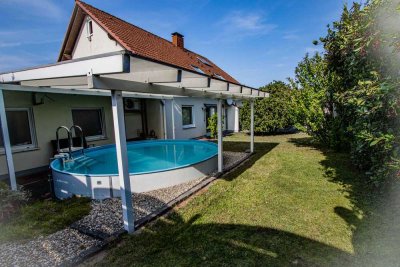 Großzügiges Einfamilienhaus mit vielen Gestaltungsmöglichkeiten