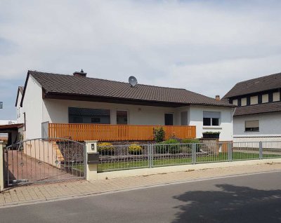 Bungalow mit fünf Zimmern in Rhein-Pfalz-Kreis, Maxdorf