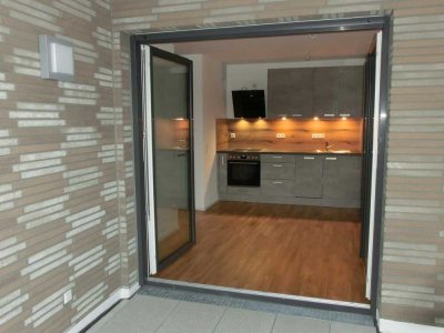 Erstbezug in ruhiger, grüner Oststadt: helle, großzügige Neubau-Wohnung