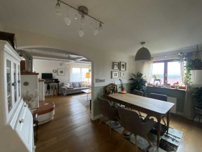 Renovierte 4,5-Zimmer-Wohnung mit Balkon und Garten im EG in Schopfloch ohne Provision