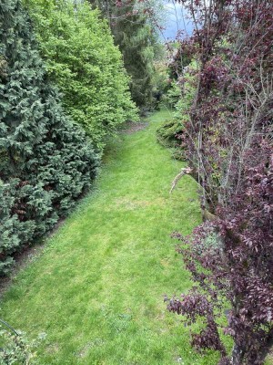 4,5-Zi auf 2 Etagen - 27qm Südbalkon, Garten, 2 Stellplätze, ruhige Lage in Leichlingen
