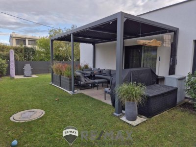 "Großzügige Doppelhaushälfte mit Terrasse und Garten zu mieten!"