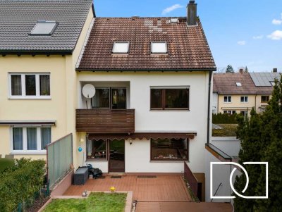 Familienidyll in Toplage! Gepflegte Doppelhaushälfte mit Traumterrasse und großem Garten