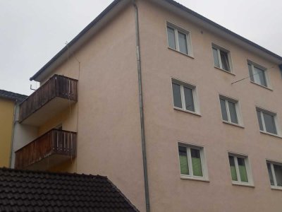 3 Zimmer in der Innenstadt - Balkon -Teilsaniert