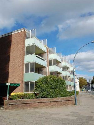 Ihr neues Zuhause in Bad Oldesloe! Schicke, frisch renovierte 3-Zimmer-Wohnung mit Balkon!