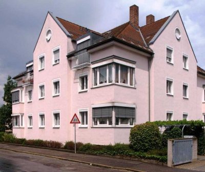Schwandorf . 2 Zimmer-Wohnung im EG mit Aufzug - nur für Senioren mit WBS Stufe I