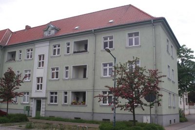 3 Zimmer in West mit Balkon