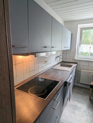 ++3-Zimmer, Einbauküche u. Badewanne++