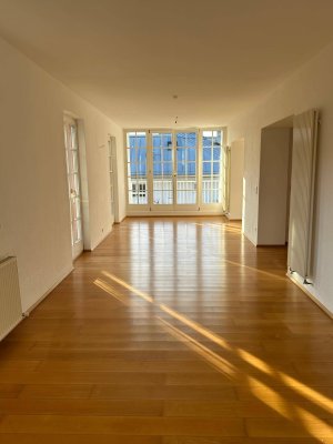 Attraktive 5-Zimmer-Wohnung mit Balkon in Absam