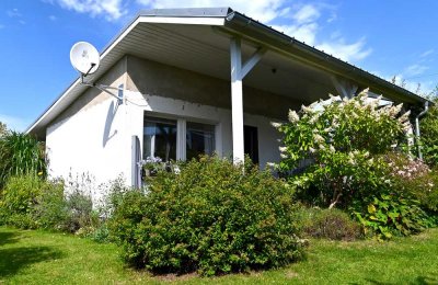 Ferienbungalow in idyllischer Lage von Drigge mit Bootsanlegeplatz